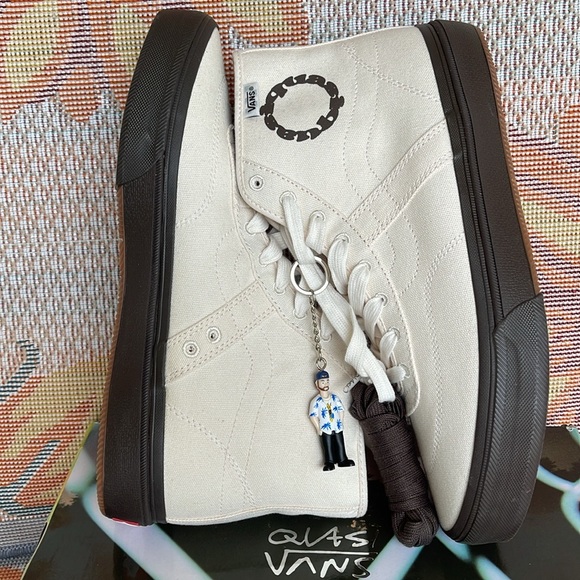 Vans Men’s Crockett High Decon X 
Quasi White
VN0007QVTBD
Sneakers - Picture 14 of 16